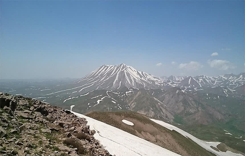 کوه آق‌داغ در خلخال